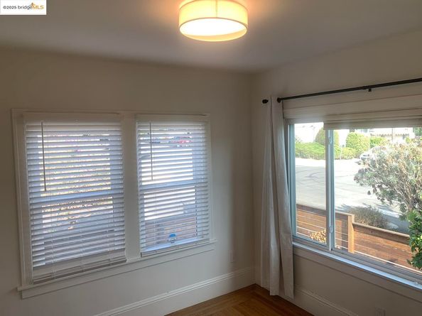3531 Laurel AVE, Oakland CA 94602