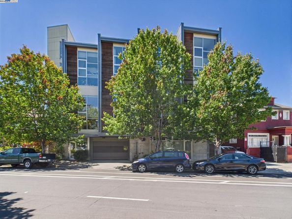 485 W Macarthur Blvd 201, Oakland CA 94609