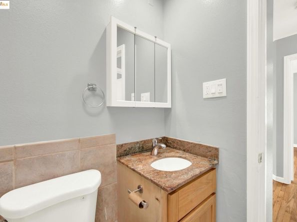 1337 24Th St, Richmond CA 94806