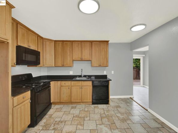 1337 24Th St, Richmond CA 94806