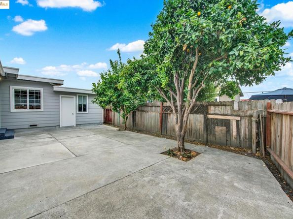 1337 24Th St, Richmond CA 94806