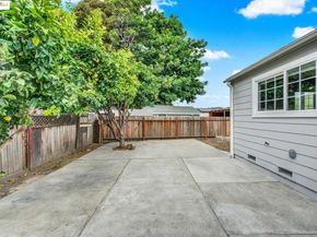 1337 24Th St, Richmond CA 94806