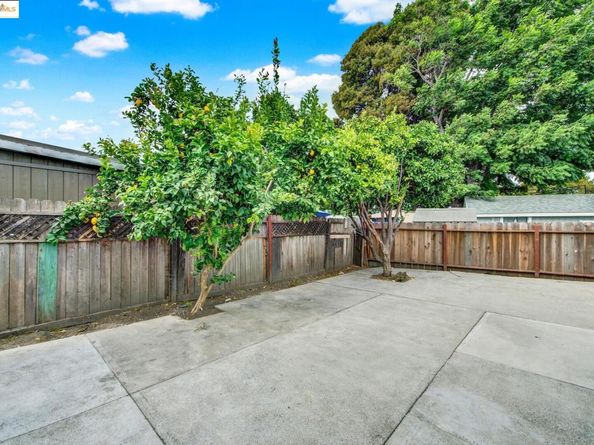 1337 24Th St, Richmond CA 94806