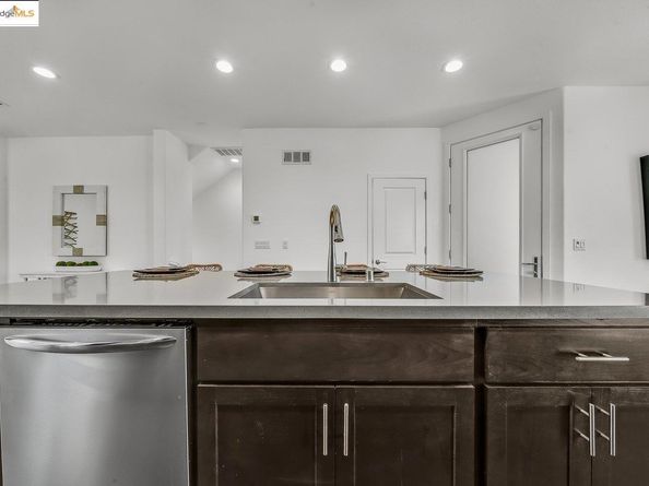 1496 Seawind Dr, Richmond CA 94804