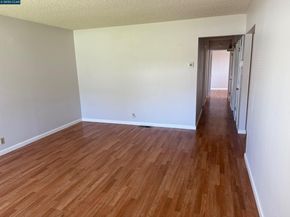 2722 Moyers Rd, Richmond CA 94806