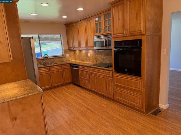 2722 Moyers Rd, Richmond CA 94806