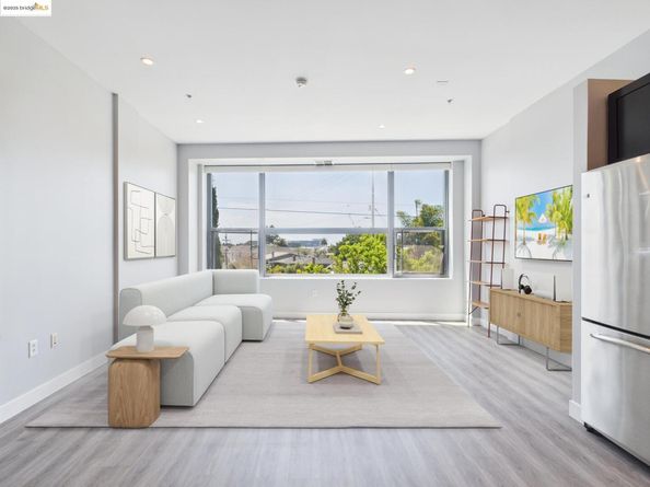 1001 46Th St 220, Emeryville CA 94608