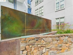 1001 46Th St 220, Emeryville CA 94608