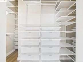 1001 46Th St 220, Emeryville CA 94608