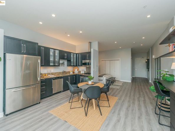 1001 46Th St 220, Emeryville CA 94608