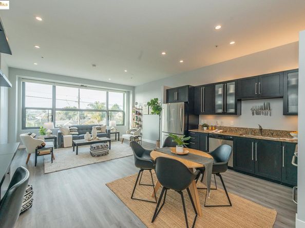1001 46Th St 220, Emeryville CA 94608