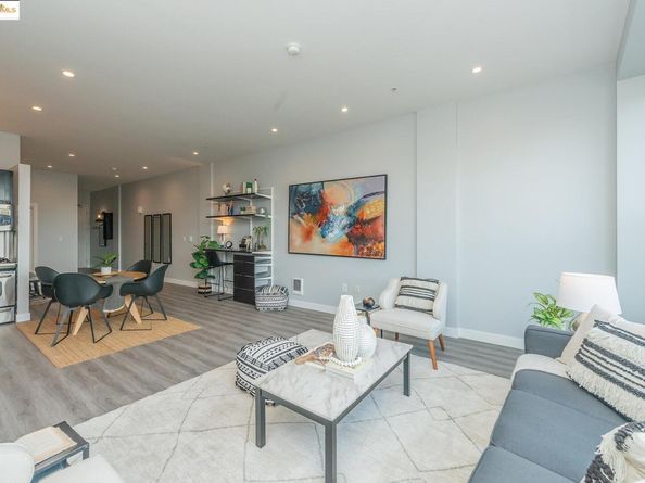1001 46Th St 220, Emeryville CA 94608