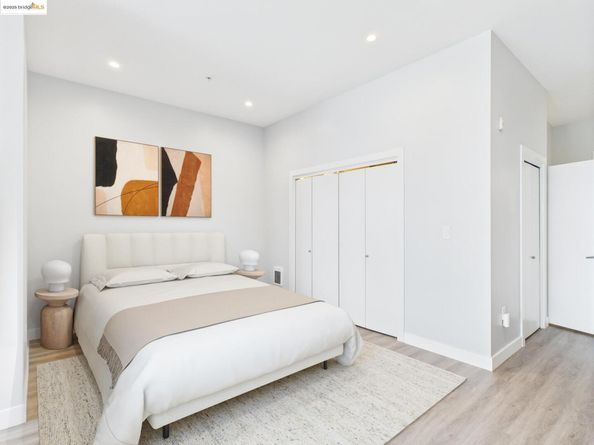 1001 46Th St 220, Emeryville CA 94608