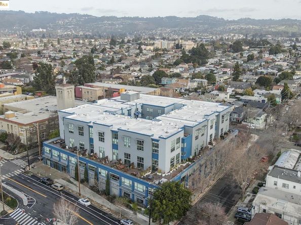1001 46Th St 220, Emeryville CA 94608