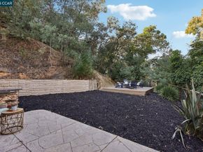 4449 Mattis Ct, Oakland CA 94619