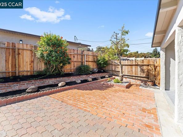1655 Marlesta Rd, Pinole CA 94564