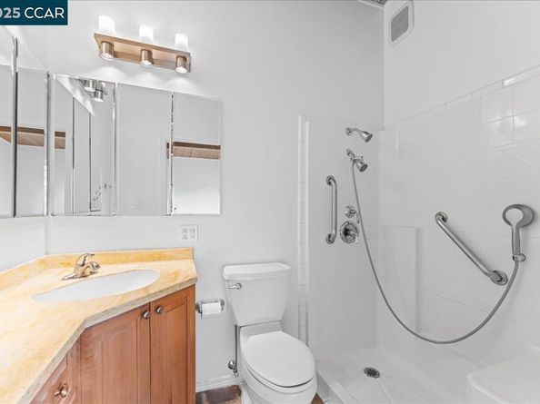 1655 Marlesta Rd, Pinole CA 94564