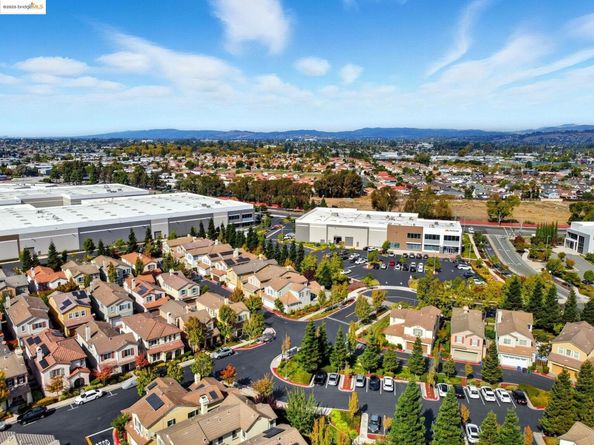 28530 Gulfport Cir, Hayward CA 94545
