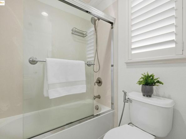 28530 Gulfport Cir, Hayward CA 94545