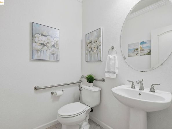 28530 Gulfport Cir, Hayward CA 94545