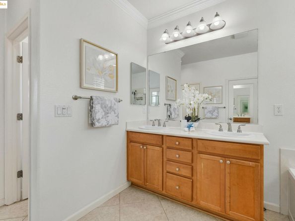 28530 Gulfport Cir, Hayward CA 94545