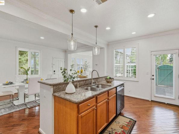 28530 Gulfport Cir, Hayward CA 94545