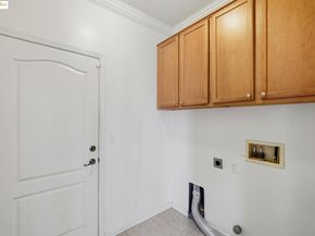 28530 Gulfport Cir, Hayward CA 94545