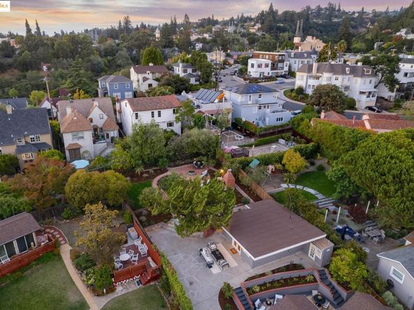 4081 Waterhouse Rd, Oakland CA 94602