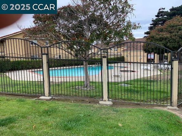 5 Las Moradas Circle, San Pablo CA 94806