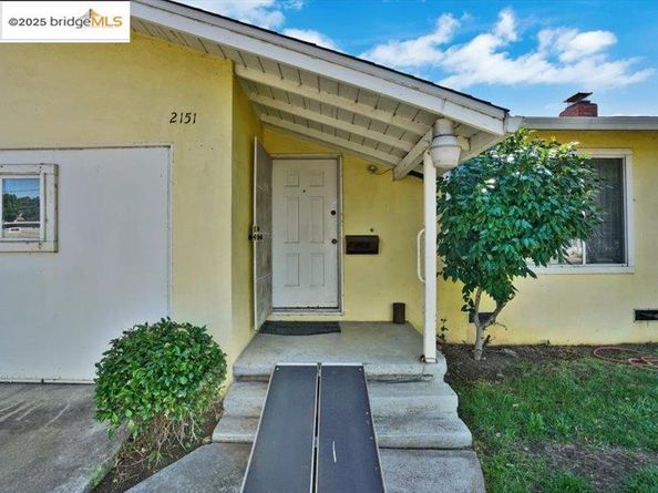 2151 Elm St, Livermore CA 94551