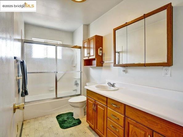 2151 Elm St, Livermore CA 94551