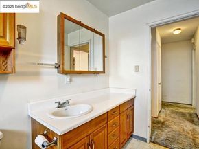 2151 Elm St, Livermore CA 94551