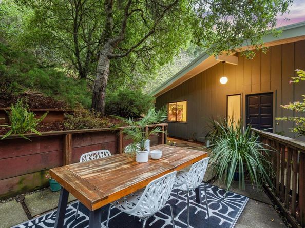 6724 Sobrante Road, Oakland CA 94611
