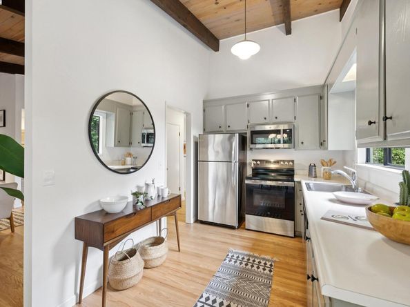 6724 Sobrante Road, Oakland CA 94611
