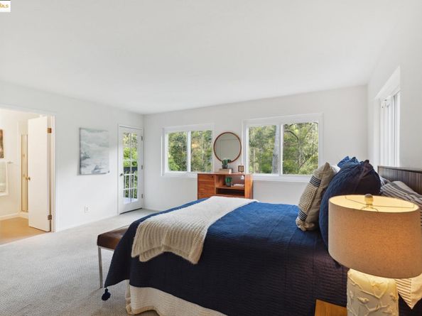 7250 Woodrow Dr, Oakland CA 94611