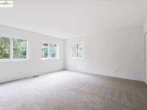 7250 Woodrow Dr, Oakland CA 94611