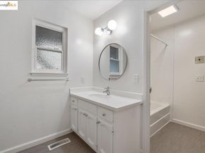 7250 Woodrow Dr, Oakland CA 94611