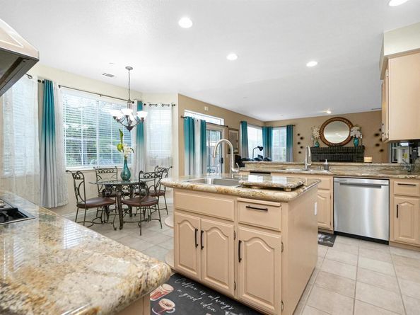4520 Riding Club Ct, Hayward CA 94542