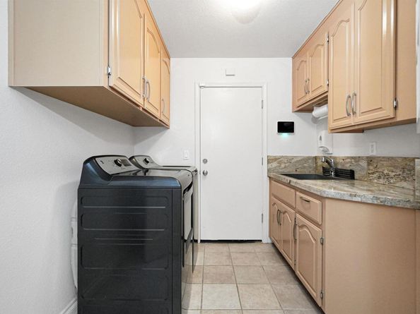 4520 Riding Club Ct, Hayward CA 94542