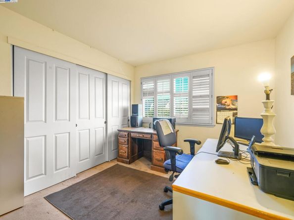 29288 Chance St, Hayward CA 94544