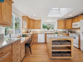 851 Luz Ct, Danville CA 94526
