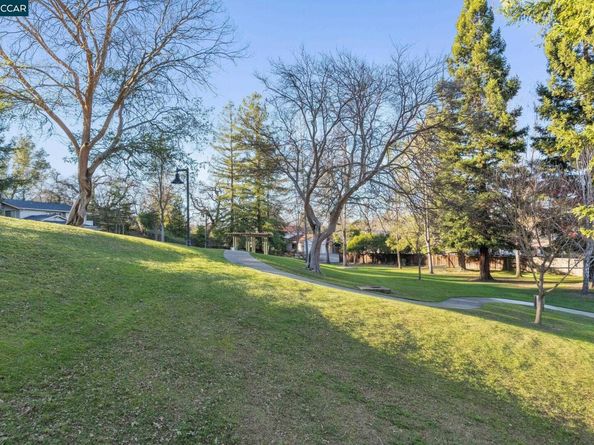 851 Luz Ct, Danville CA 94526