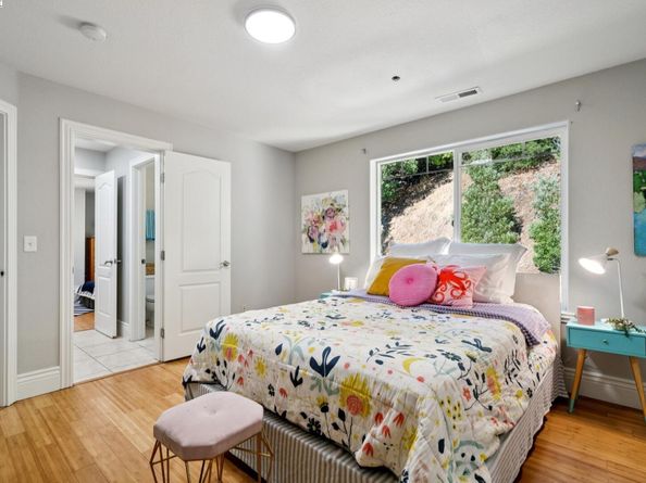 8600 Thermal St, Oakland CA 94605