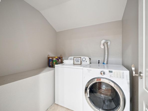 8600 Thermal St, Oakland CA 94605