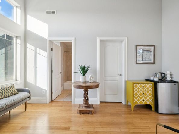 8600 Thermal St, Oakland CA 94605