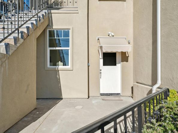 8600 Thermal St, Oakland CA 94605