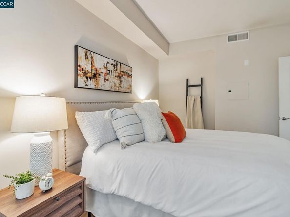 4395 Piedmont Ave P208, Oakland CA 94611