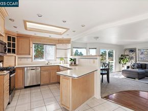 207 Midway Dr, Martinez CA 94553