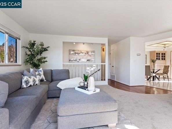 207 Midway Dr, Martinez CA 94553