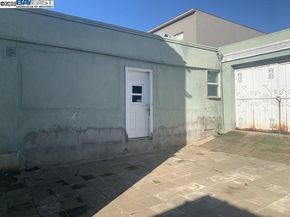 1278 Thomas Ave, San Francisco CA 94124